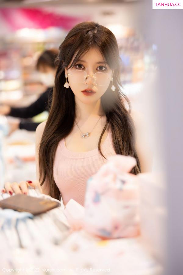 美桃酱  [XiuRen]高清写真图 2022.07.20 No.5306 美桃酱第11张图片